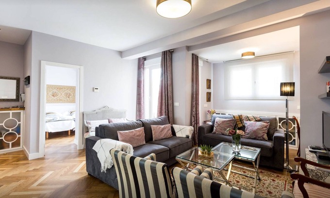 Santa Catalina Apartment | Prime Seville Penthouse with Terrace, 3 Bedrooms & Spa