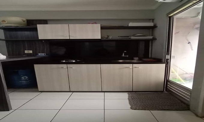 Jakarta Apartment | Discover Comfort at Sewaunitkalcit: Family-Friendly Stay