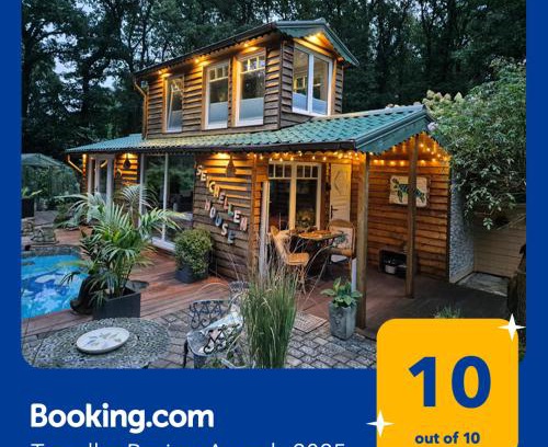 Haast House | Experience Seychellen House: Oceanfront Oasis with Pool
