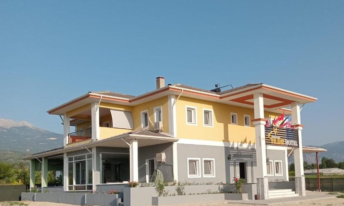 Seydikemer Hotel | Family-Friendly Seydikemer Yıldız Hotel with Breakfast Included