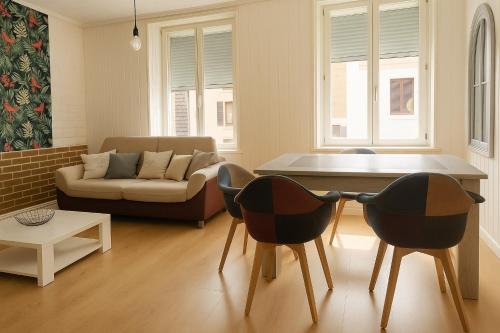 Forges-les-Bains Apartment | Pet-Friendly Sezane: Ideal for Families and Budget Travelers