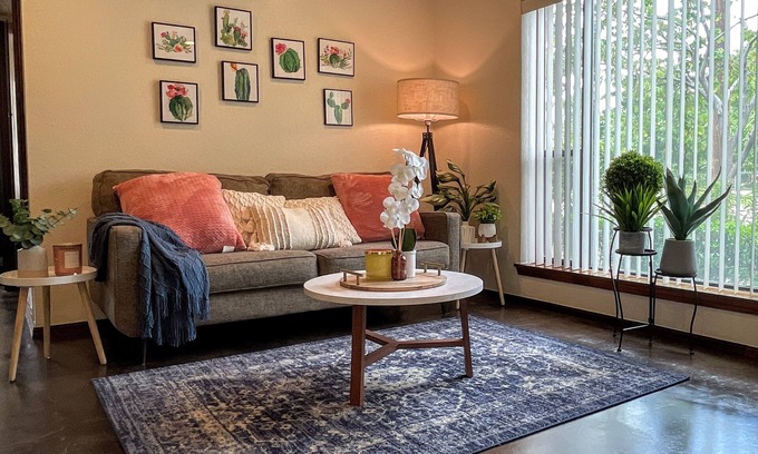 Norman Apartment | Cozy 2-Bedroom Retreat Near OU & Norman Regional Hospital
