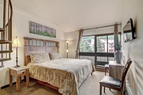 East Village at Copper Apartment | Cozy Sf204 Snowflake Condo: Pet-Friendly & Family Approved