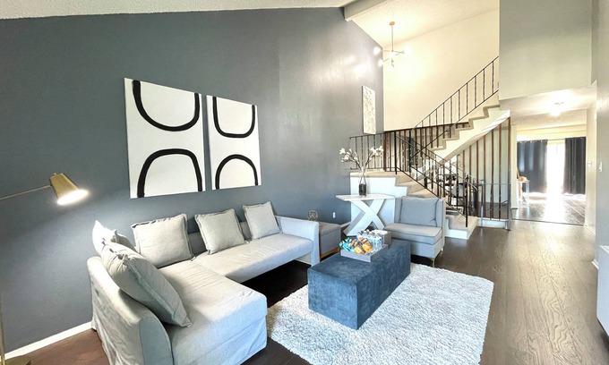South San Francisco House | Top-Rated SFO/South San Francisco Sweet Home Near Airport