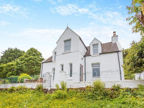 Waternish House | Pet-Friendly Getaway at Sgath Na Craig - Rated 8.3/10