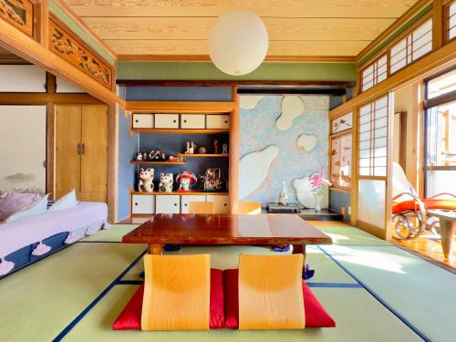 Imari Villa | Beachfront Villa Shachihoko: Perfect for Family Getaways