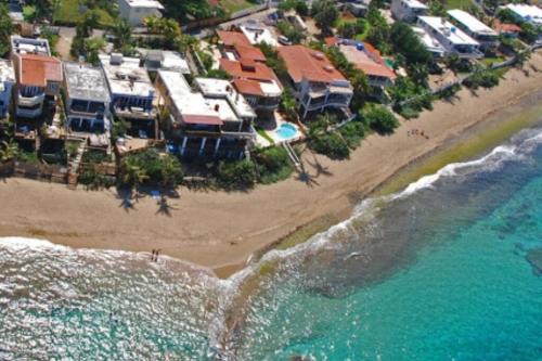 Bajura Apartment | Cozy Shacks Beach Retreat: 2BR with Terrace & BBQ