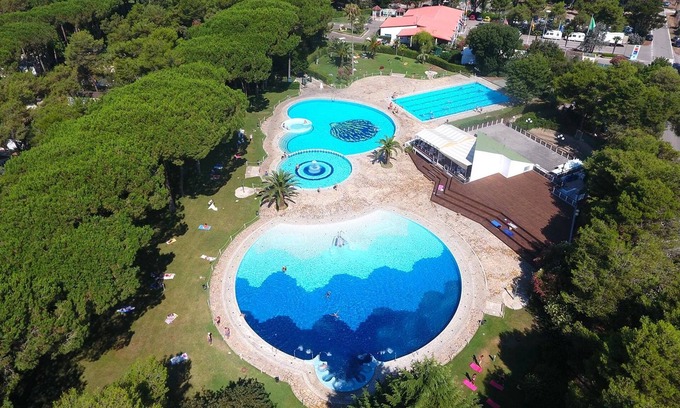 Baia Domizia Ski Chalet | Explore Belvilla by OYO Baia Domizia: Family-Friendly Retreat