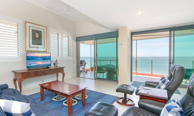 Yamba Apartment | Shadows on Convent 2 - 4 bedrooms
