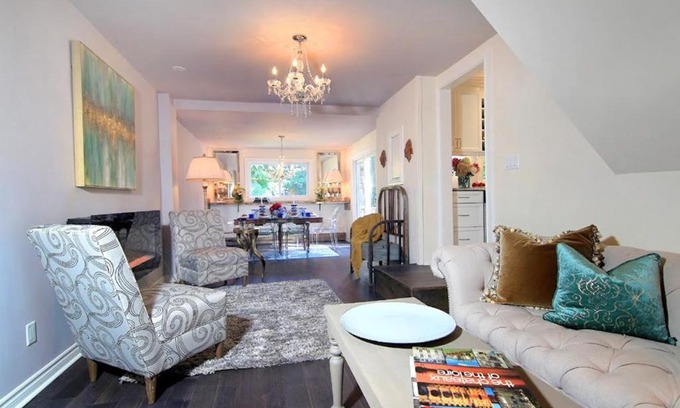 Historic Old Town House | Remarkable Shakespeare Cottage with Kitchen - Rated 10/10