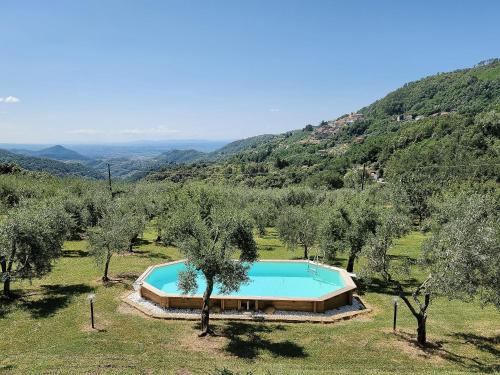 Marliana House | Elegant Shaleo: Private Pool and Oceanfront Bliss in Marliana