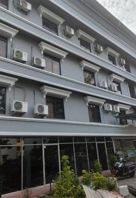 Ernakulam South Hotel | Discover Shalimar Residency: Child-Friendly & Accessible Stay