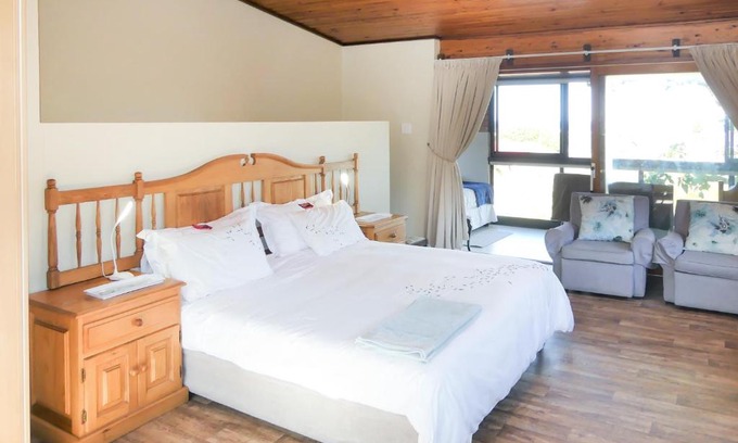 Kleinmond House | Family-Friendly Shalom Self Catering with Ocean Views