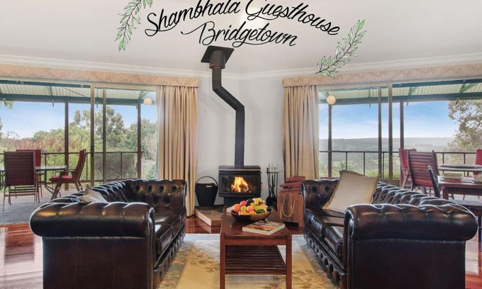 Kangaroo Gully Bed & Breakfast | Highly Rated Shambhala Guesthouse with Kitchen Amenities