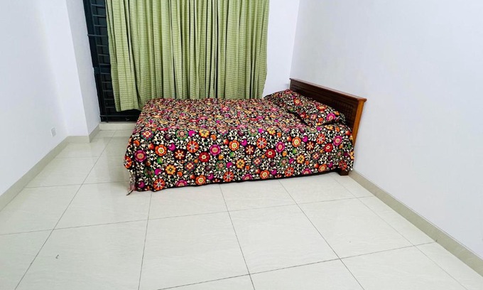 Dhaka House | Cozy Shamoli Hotel: Pet-Friendly & Child-Centric Stays