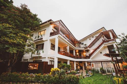 Nanzhuang Cabin | Shan Xing Ji Ye Homestay