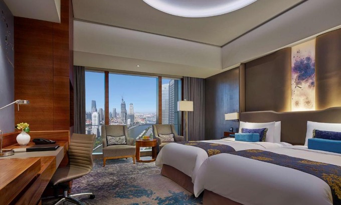 Hedong Hotel | Elegant Shangri-La Tianjin with Ocean Views and Spa