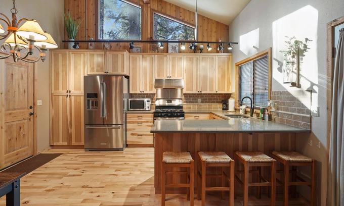 Overlook Park House | Pet-Friendly Retreat with Huge Deck & Wooded Views