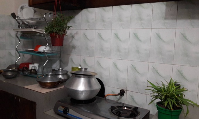 Dhanmondi Apartment | Artistic Escape at SHARE ART HOUSE with Family-Friendly Amenities