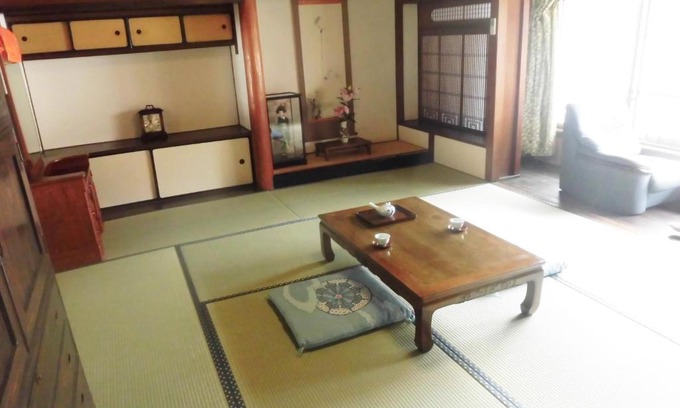 Onomichi House | Discover Share House Amigos: Pet Friendly & Family Comfort