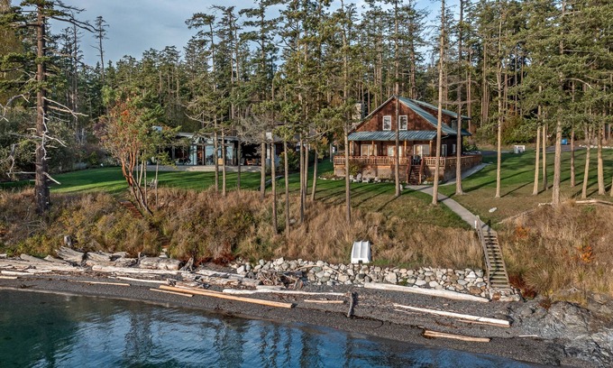 Friday Harbor House | Idyllic San Juan Island Retreat with Beach Access & Ocean View