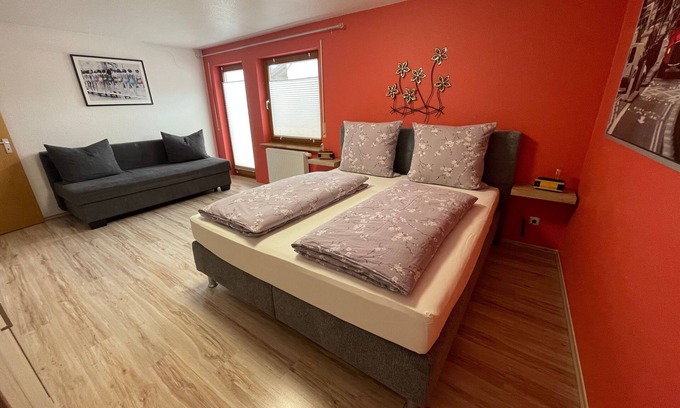Rust Apartment | Cozy Shared Room with Private Facilities - Gästehaus Durst