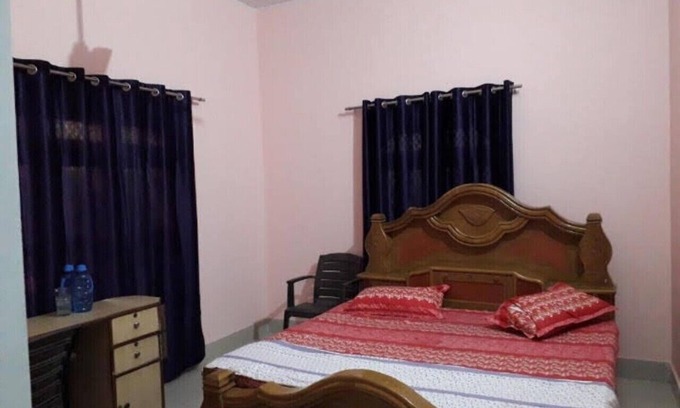 Varanasi House | Relax at Sharma Kunj Homestay with Private Pool Access