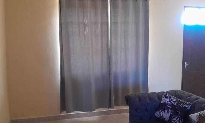 Diani Beach Apartment | Shaz cozy home in Diani darad 10mins walk to the beach