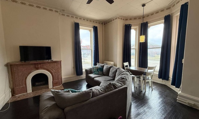 Bay City Apartment | Shearer Historical House Unit 1