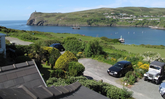 Cregneish Cottage | Shee Dy Vea - sleeps 4 guests in 2 bedrooms