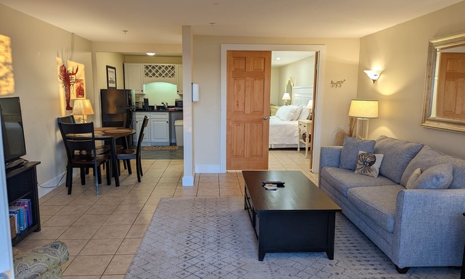 Edgecomb Apartment | Oceanfront Serenity at Sheepscot Harbour Studio #205