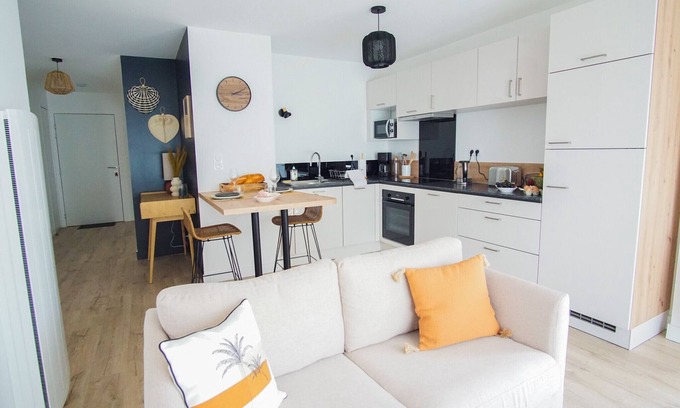 Concarneau Apartment | Discover SHELBY T2: Pet-Friendly Haven with Terrace & Parking