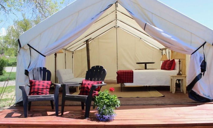Shell Cabin | Pet-Friendly Shell Campground & Cabins with Breakfast Included