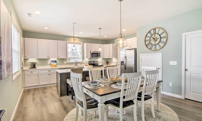Cedar Neck Cottage | Oceanfront Retreat with Grill Near Bethany Beach