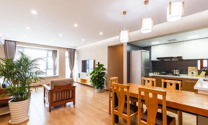 Nanshan House | Discover Shenzhen New Swan Castle Apartment with Pool Access