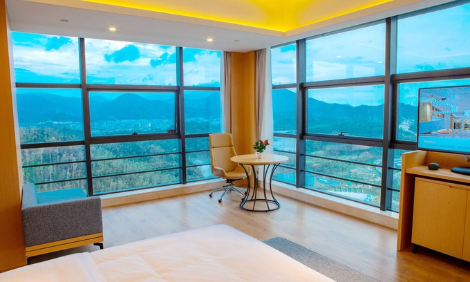 Longgang Hotel | Discover Comfort at Shenzhen Yating Fengnian Hotel