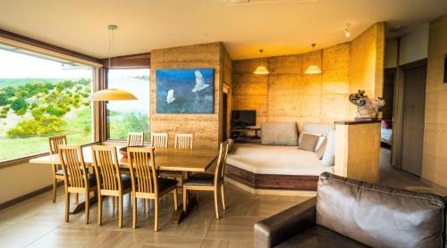 Duncan House | Sheoaks: Family-Friendly Retreat with Exceptional Reviews