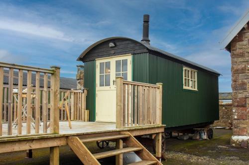 Blennerhasset and Torpenhow House | Experience Nature at Shepherds Hut in Maes Uldale