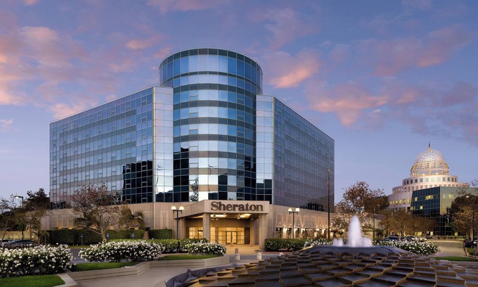 Cerritos Hotel | Discover the Sheraton Cerritos Hotel with Pool & Spa