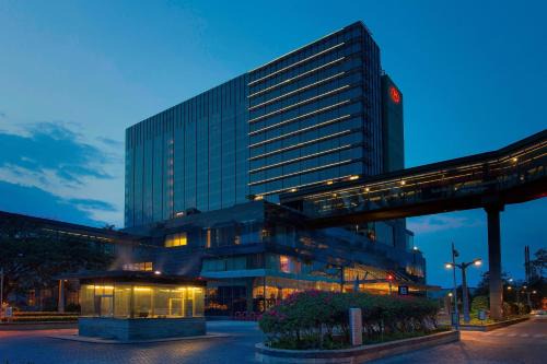 Rajajinagar Hotel | Elegant Sheraton Grand Bangalore: Pool & Spa Retreat Awaits