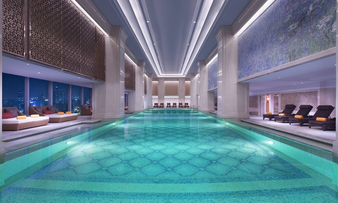 Jiang Han Hotel | Elegant Sheraton Grand Wuhan Hankou Hotel with Pool & Spa