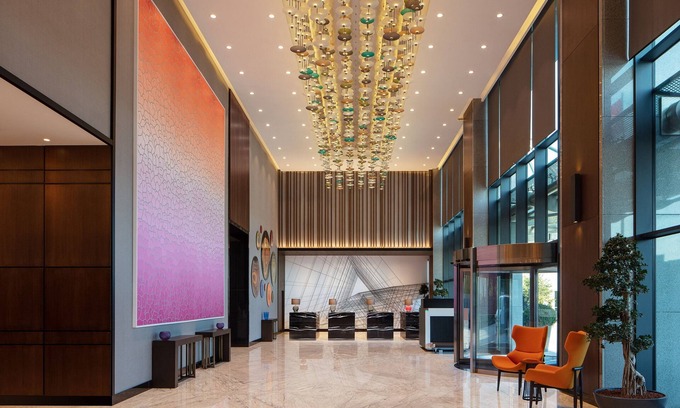 Esenyurt Hotel | Stylish Sheraton Istanbul Esenyurt with Spa and Pool Access