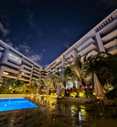 Heliopolis Apartment | Oceanfront Retreat: Sheraton Ocean 503 - Private Apartments