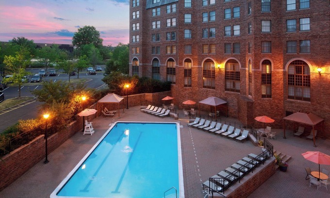 Parsippany Hotel | Discover Sheraton Parsippany Hotel: Relaxing Retreat Awaits