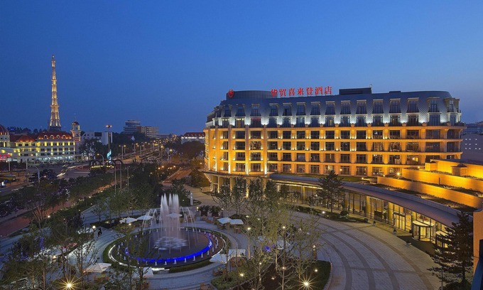 Beidaihe Hotel | Elegant Sheraton Qinhuangdao Beidaihe Hotel with Pool