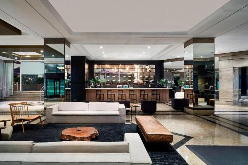 Brooklin Novo Hotel | Pet-Friendly Sheraton São Paulo WTC Hotel with Ocean Views