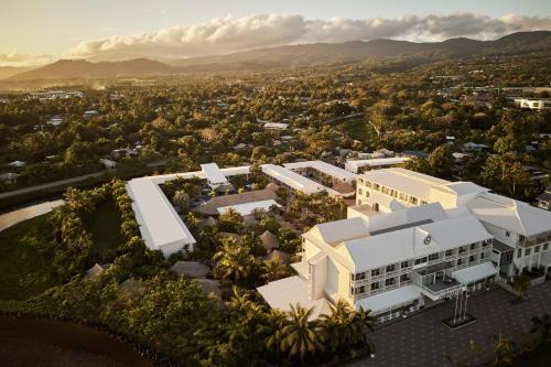 Apia Hotel | Discover Oceanfront Comfort at Sheraton Samoa Aggie Grey's