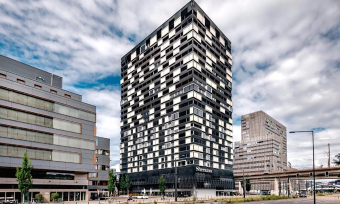 Escher Wyss Hotel | Comfortable Stay at Sheraton Zürich Hotel with Great Amenities