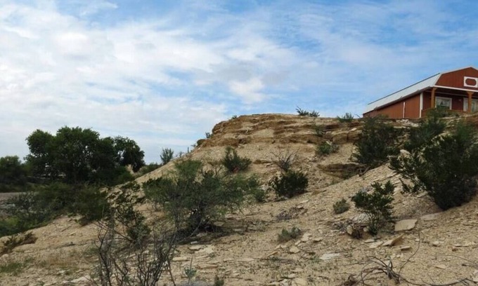 Study Butte-Terlingua Cabin | Serene Sherri’s Terlingua Cabin: Creekside Access & Breakfast