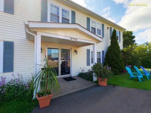 Charlottetown Hotel | Family-Friendly Sherwood Inn and Motel in Charlottetown